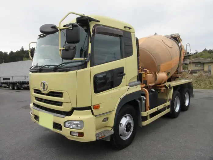 日産UD クオン  ミキサー・ポンプ ADG-CW2XL H18