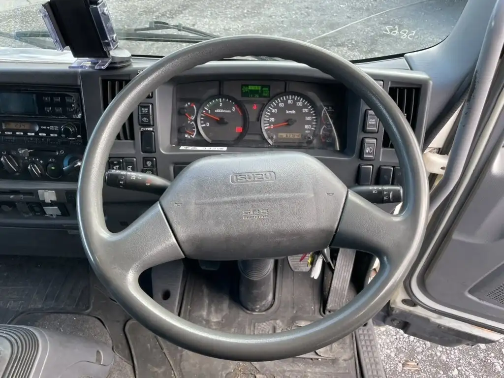 いすゞ フォワード  冷凍冷蔵 TKG-FRR90T2 H26｜画像10
