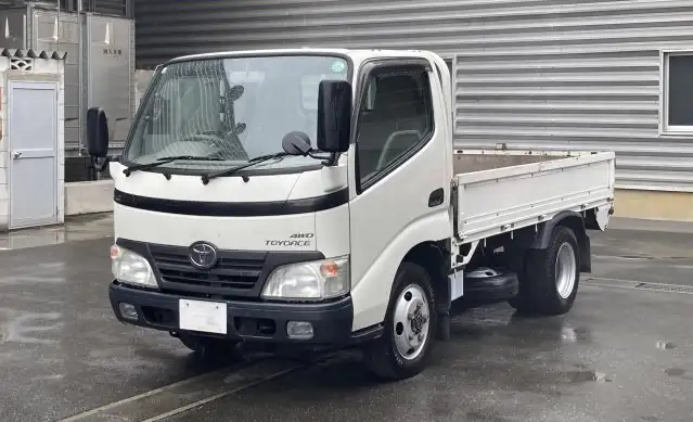 トヨタ トヨエース  平ボディ BDG-XZU368 H20