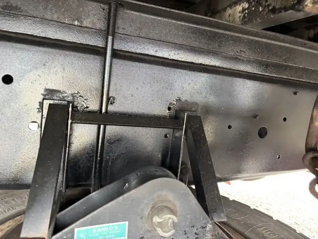 いすゞ ギガ  平ボディ QKG-CYJ77A H25｜画像16