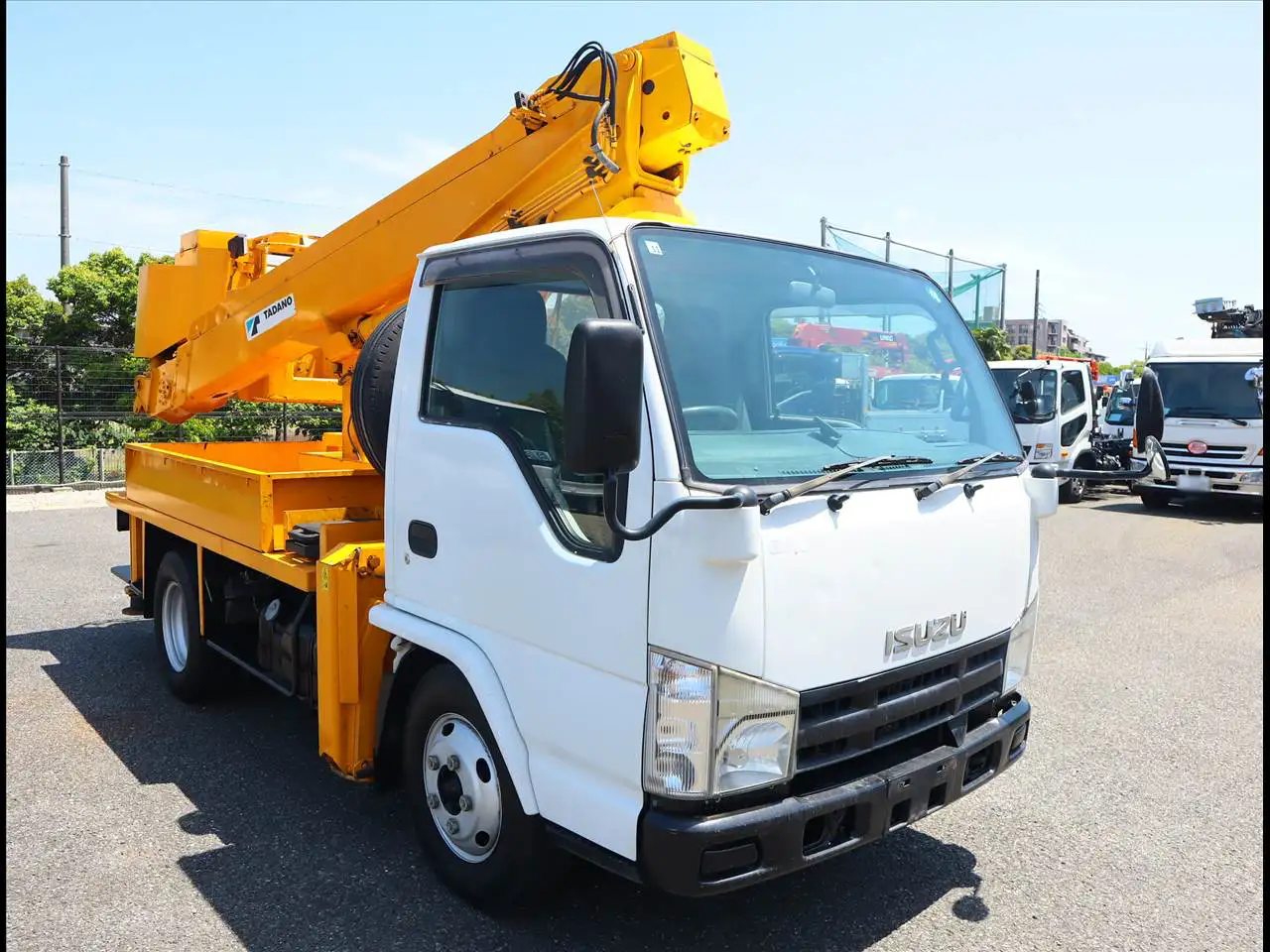いすゞ エルフ 高所・建柱車 BDG-NKR85N H19|画像2