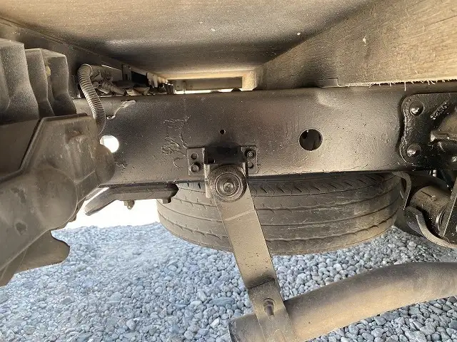 いすゞ エルフ  平ボディ KR-NHR69E H16｜画像17