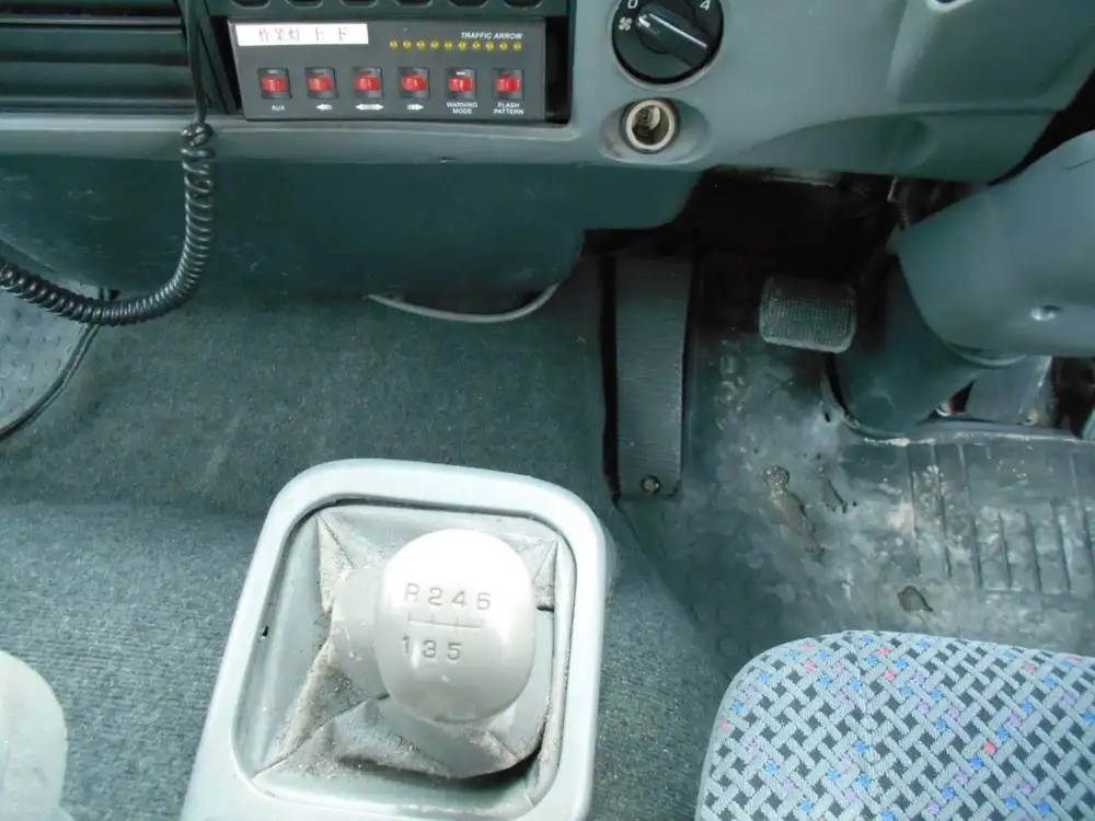 三菱 ファイター  車両重機運搬 PA-FK71F H18｜画像12