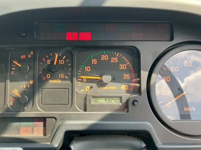 いすゞ フォワード  平ボディ  H18｜画像10