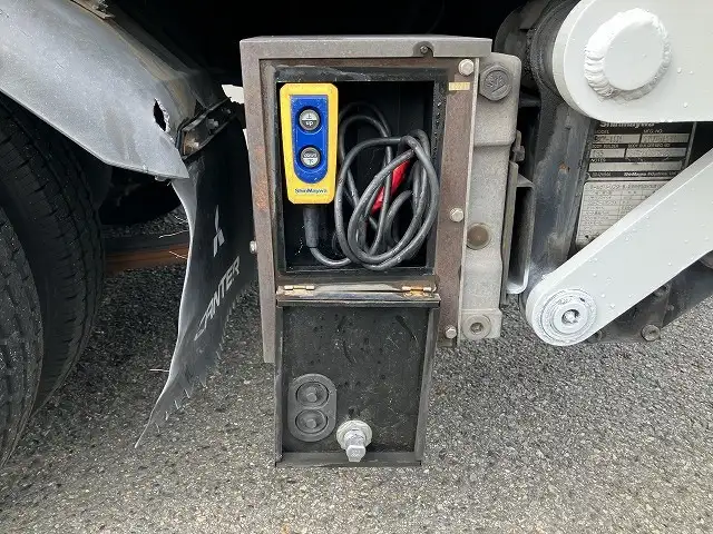 三菱 キャンター  平ボディ PA-FE70BB H18｜画像9