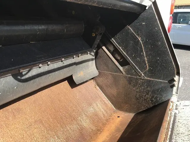 いすゞ エルフ  パッカー車(塵芥車) PB-NKR81AN H18｜画像7