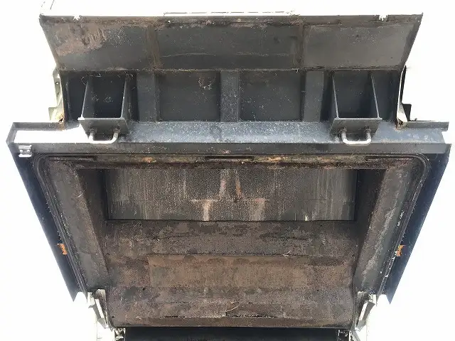 いすゞ エルフ  パッカー車(塵芥車) PB-NKR81AN H18｜画像9