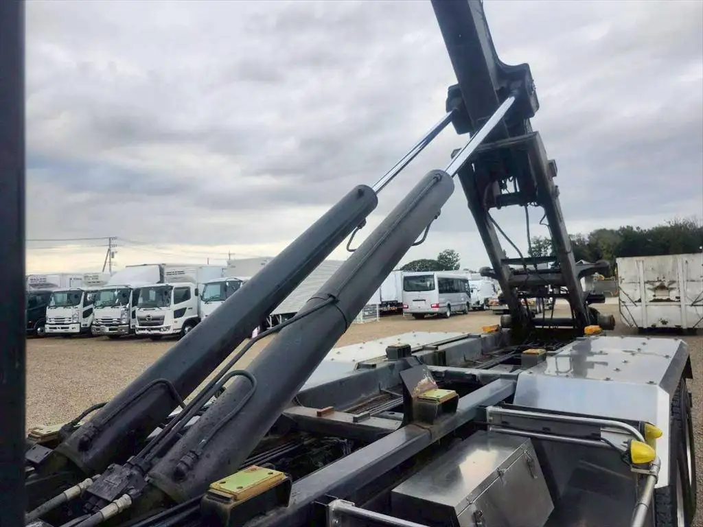 日野 プロフィア  アームロール QKG-FS1ERBA H25｜画像7