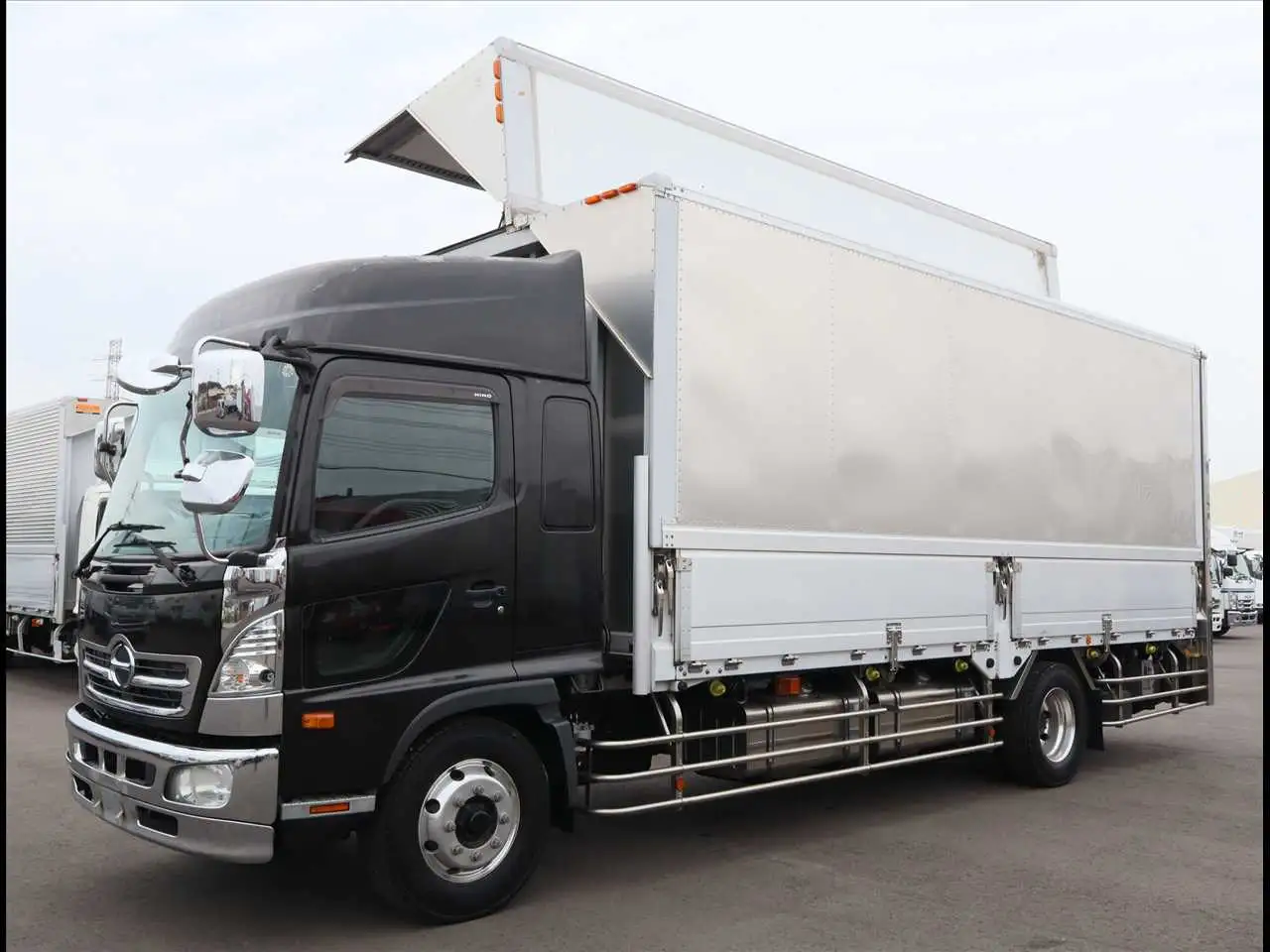 日野 レンジャー  ウイング QKG-FE7JLAG H26