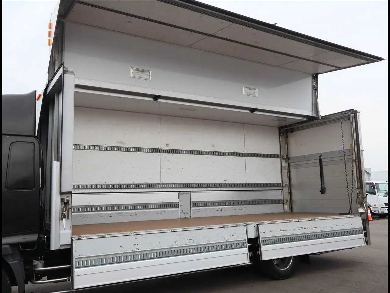 日野 レンジャー  ウイング QKG-FE7JLAG H26｜画像5