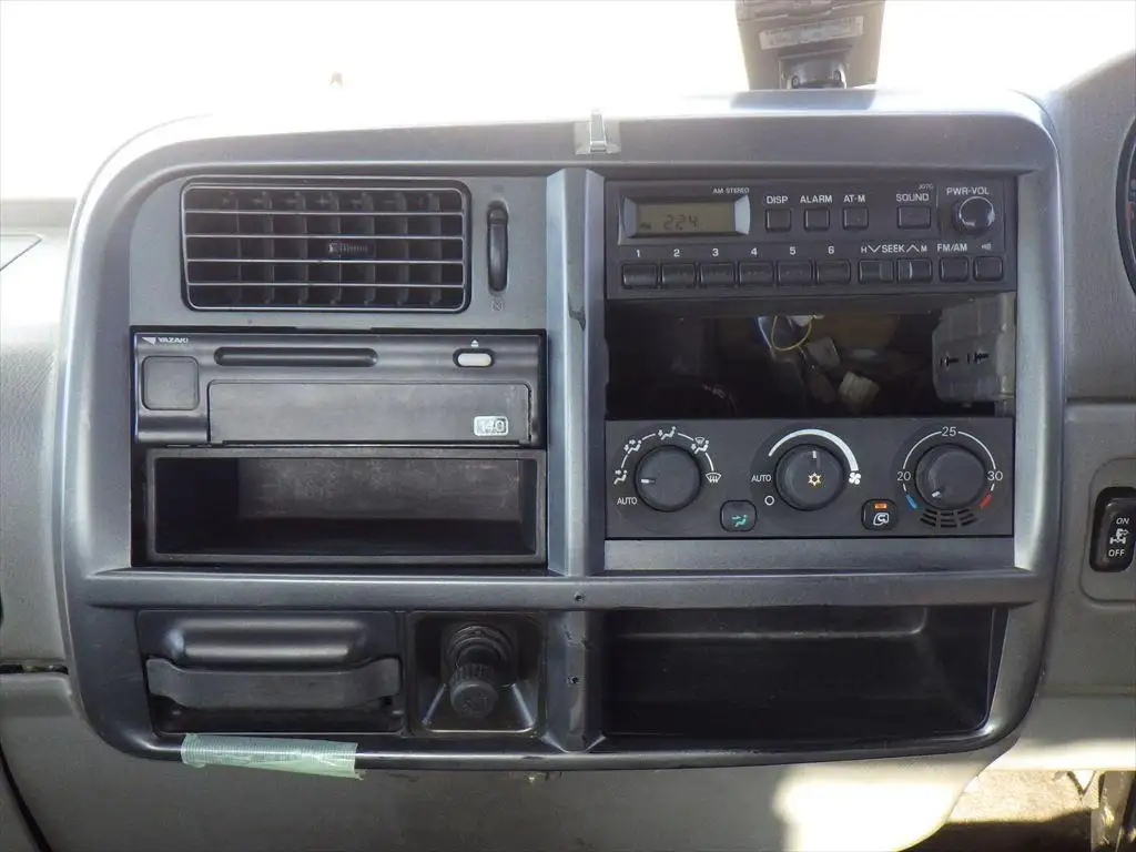 三菱 ファイター  車両重機運搬 KL-FK71HJZ H16｜画像14