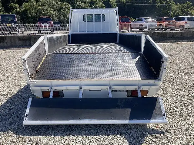 三菱 キャンター  平ボディ KK-FE82EE H16｜画像6