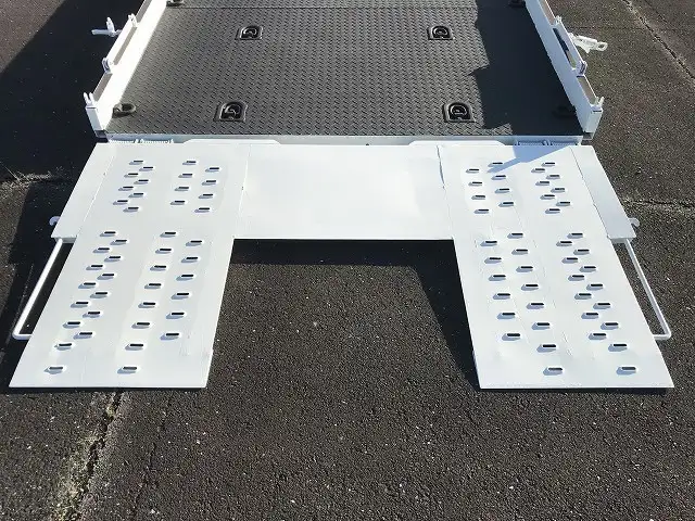 三菱 キャンター  車両重機運搬 PA-FE83DGN H18｜画像9