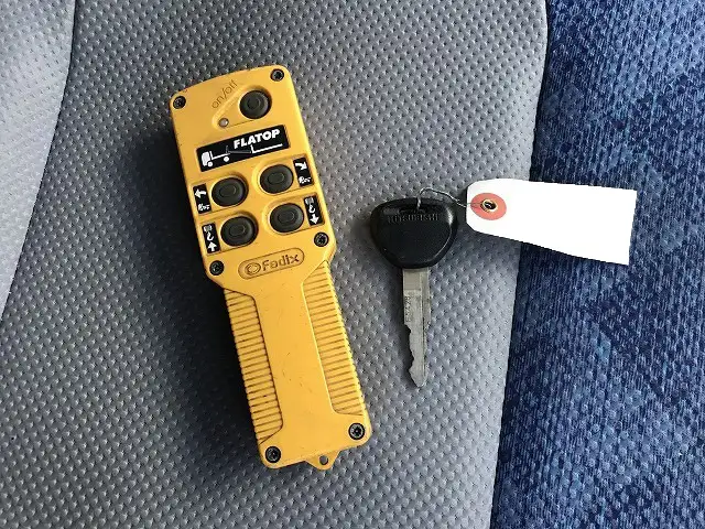 三菱 キャンター  車両重機運搬 PA-FE83DGN H18｜画像10