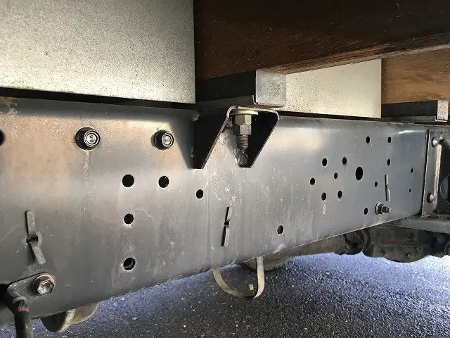 いすゞ エルフ  平ボディ KR-NHR69 H17｜画像18