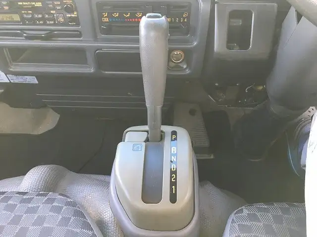 いすゞ エルフ  平ボディ KR-NHR69 H17｜画像13