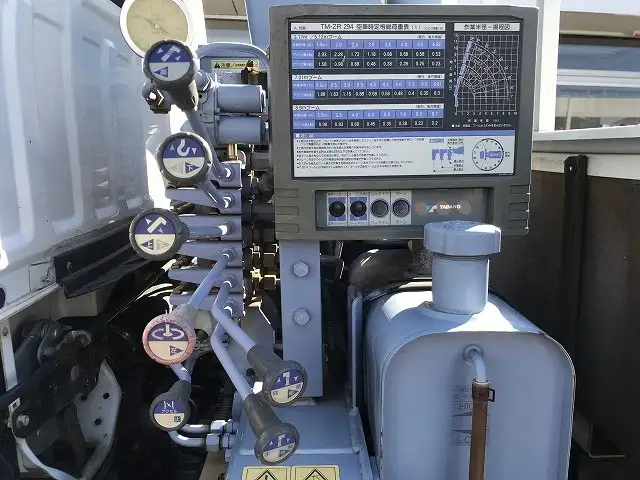 いすゞ エルフ  クレーン付き(ユニック) BKG-NKR85AR H19｜画像9