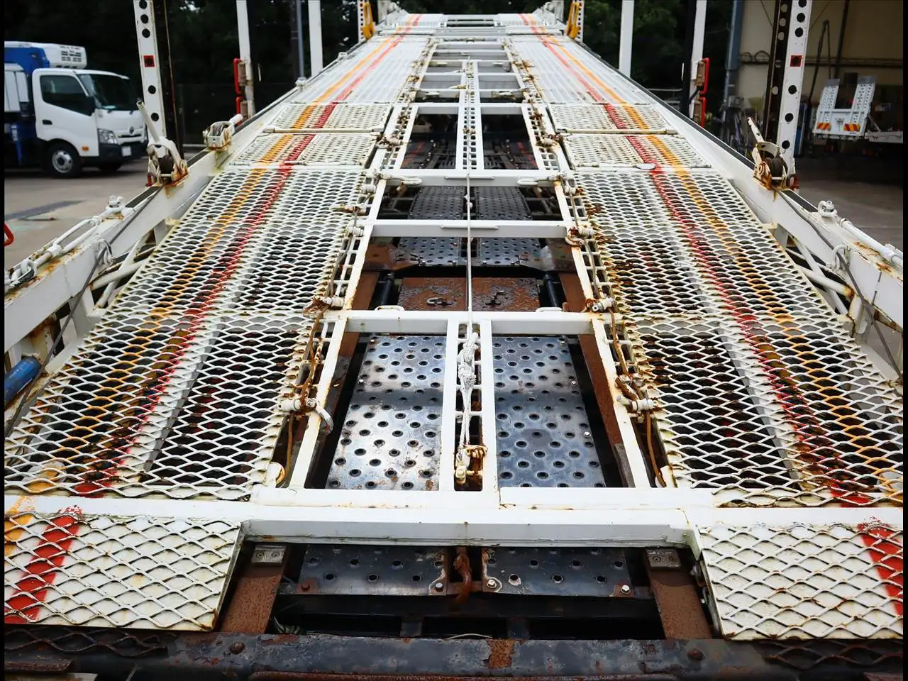 いすゞ フォワード  車両重機運搬 PDG-FVZ34U2 H22｜画像6