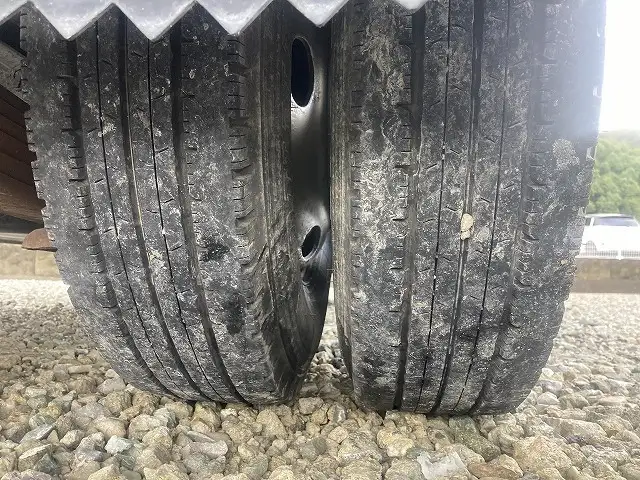 いすゞ エルフ  平ボディ BDG-NKR85A H19｜画像20